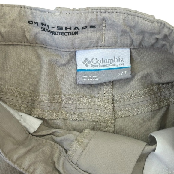 Columbia Gray Cargo Shorts for Versatile Comfort - Picture 3 of 6